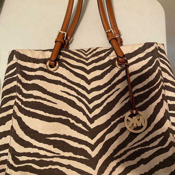 Mk zebra print hobo - Picture 1 of 1